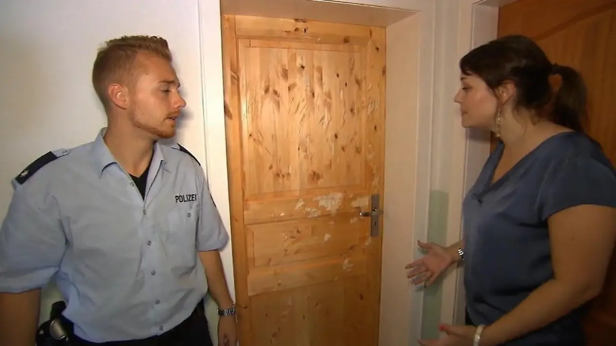 Mit der Axt durch die Tür Eifersucht pur