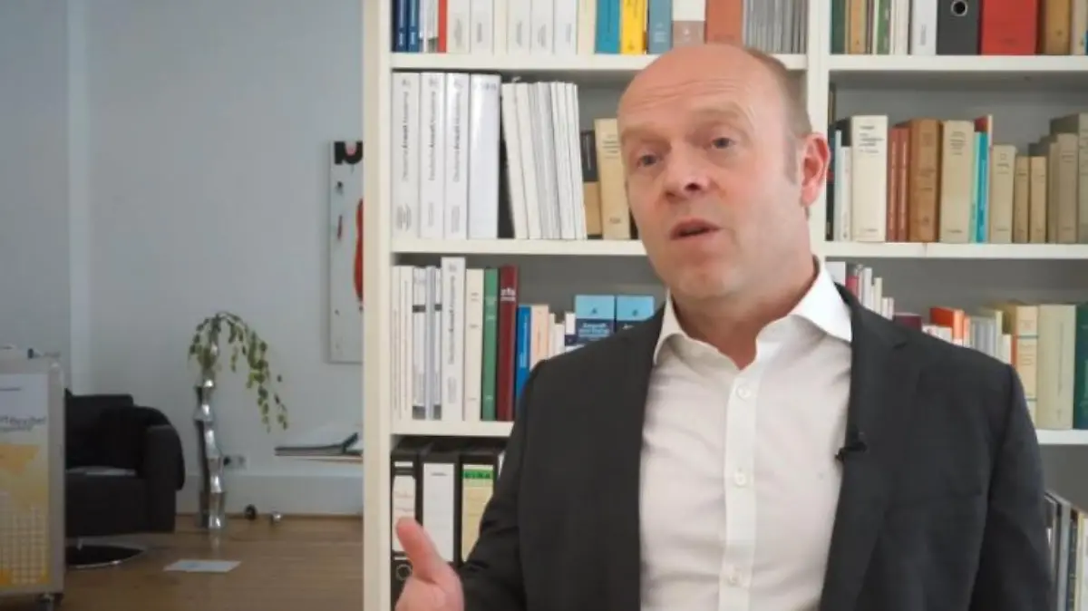 Screenshot von Anwalt Arndt Kempgens