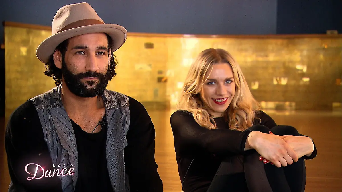 Der Slowfox wartet: Knallhartes Training für Julia Dietze Let's Dance 2018: Die 10. Liveshow