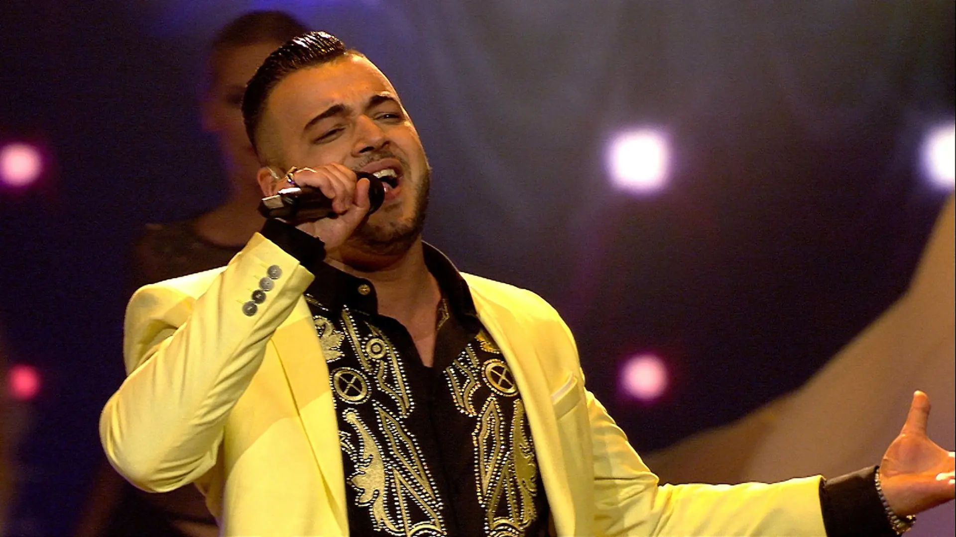 Mario sorgt mit "Celebration" für Stimmung pur DSDS 2018: Die 1. Mottoshow