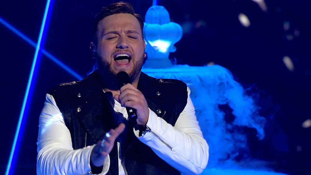 Power-Performance: Giulio beweist seine unglaubliche Stimme  DSDS 2018: Die 1. Mottoshow