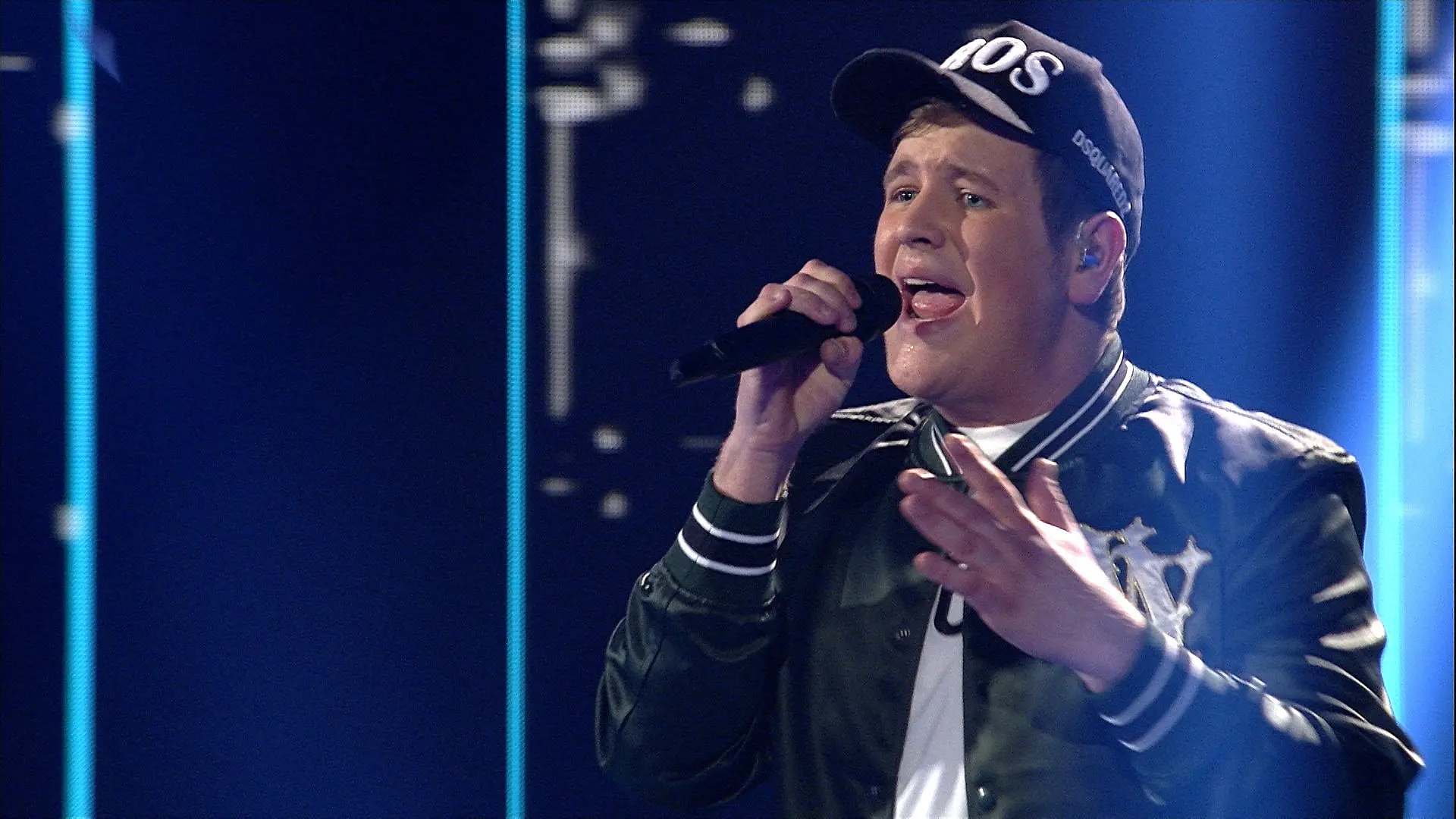 Lukas liefert zu "OK" von James Blunt und Robin Schulz ab DSDS 2018: Die 1. Live-Mottoshow