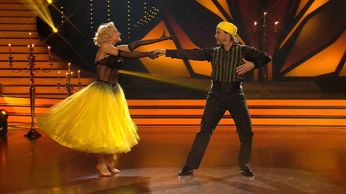 Chakall kann sich mit dem Wiener Walzer verbessern Let's Dance 2018: 4. Liveshow