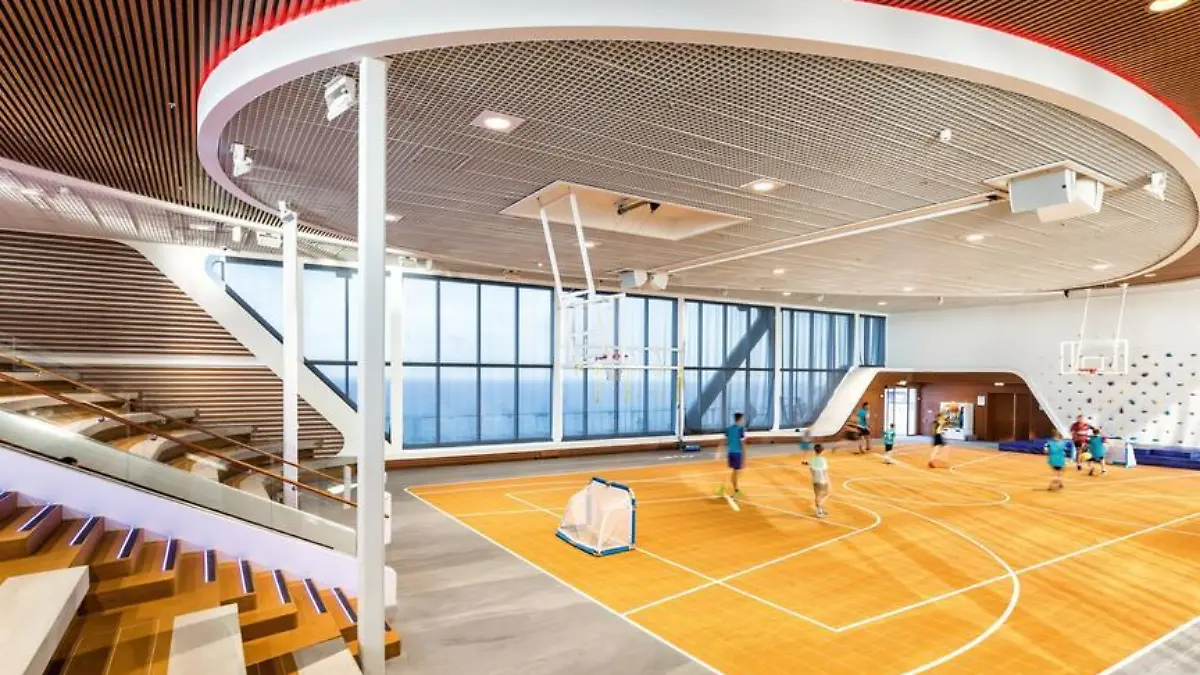 Bild der Sportarena auf der "Mein Schiff 3".
