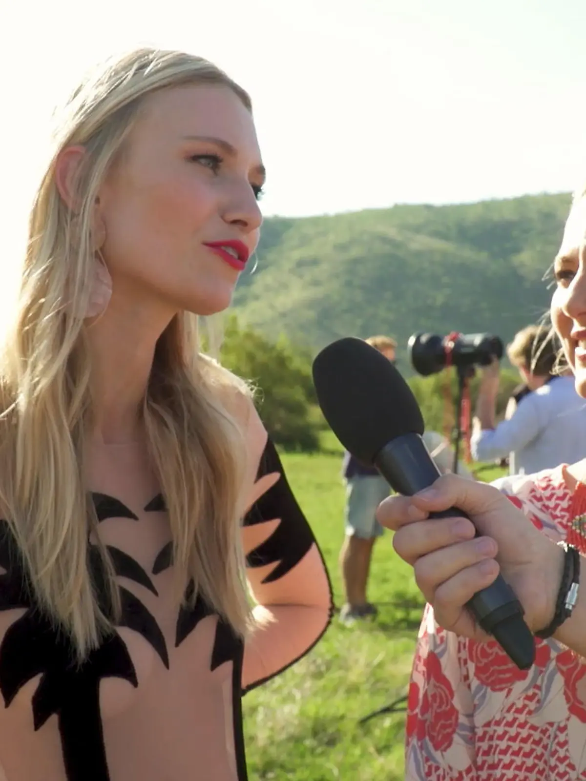 Bild zu: "So sehr lieben Carolin und Ella ihren Jury-Job"