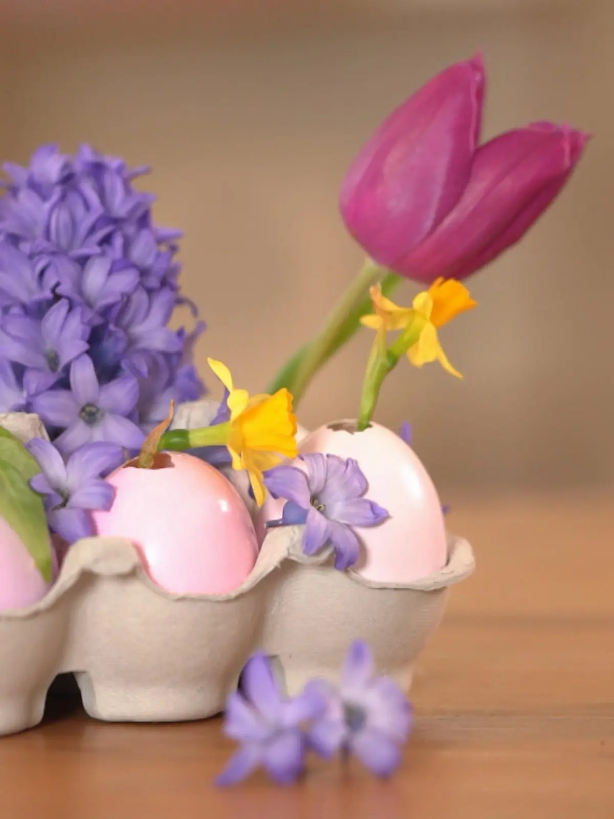 Bild zu: "So wird Ostern perfekt: Unsere Basteltipps"
