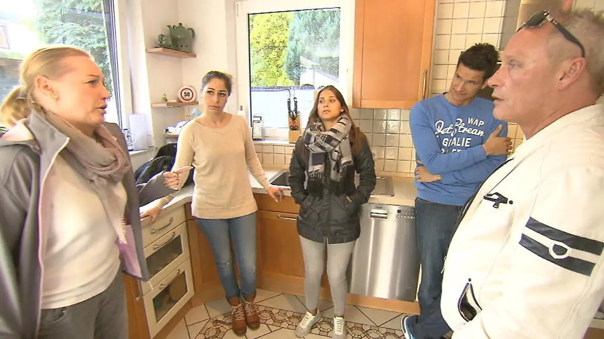 Die Trovatos müssen jetzt schnell ermitteln Caro unter Diebstahlverdacht