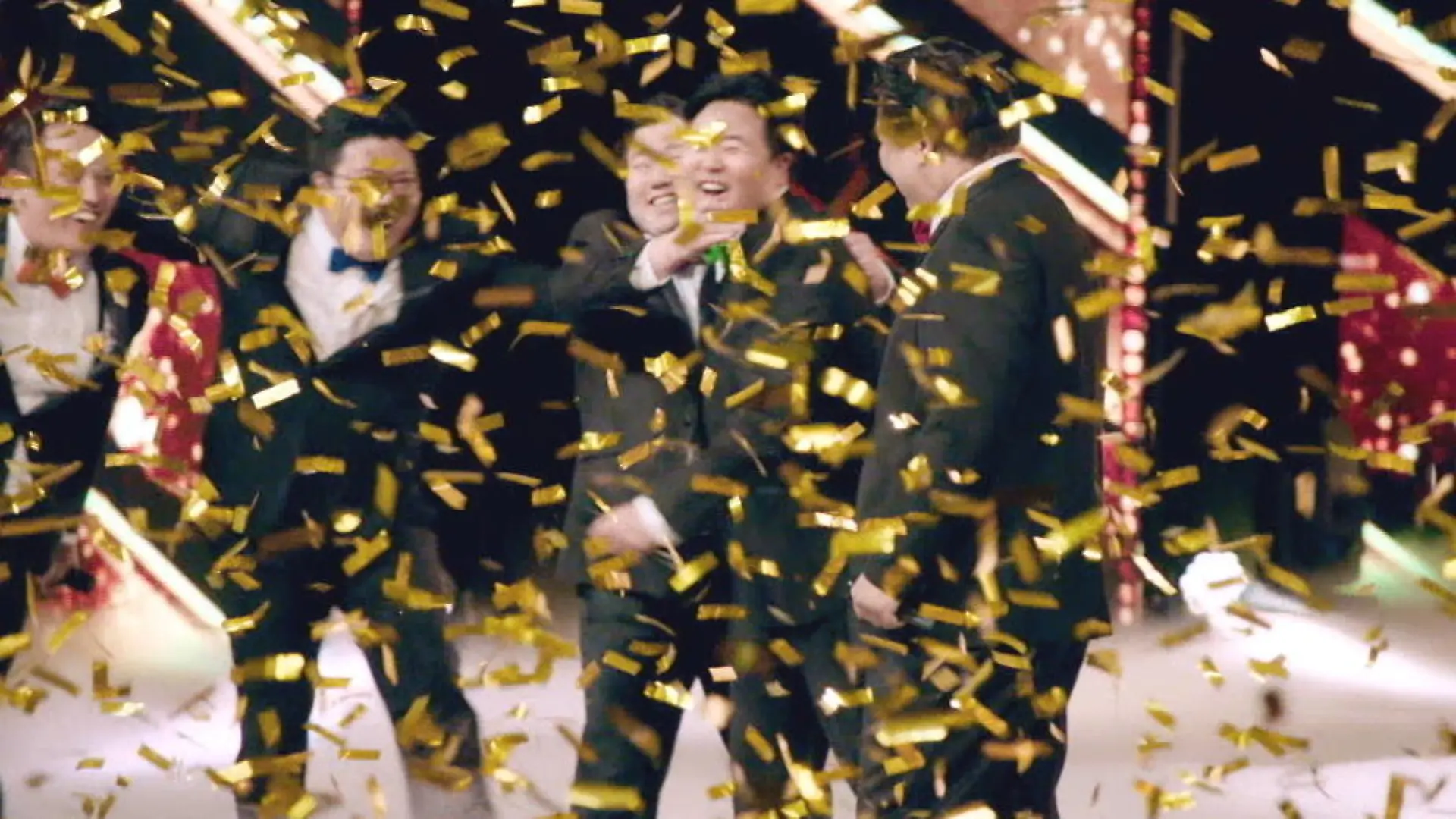 Für Seicento lässt Dieter Bohlen Gold regnen Das Supertalent 2017: Kampf um die letzten Finalplätze