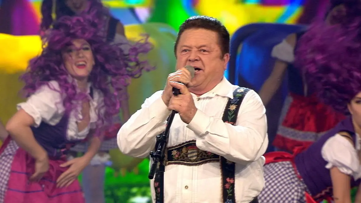 Felix Faschingbauer begeistert Bruce und Inka Das Supertalent 2015: Finale