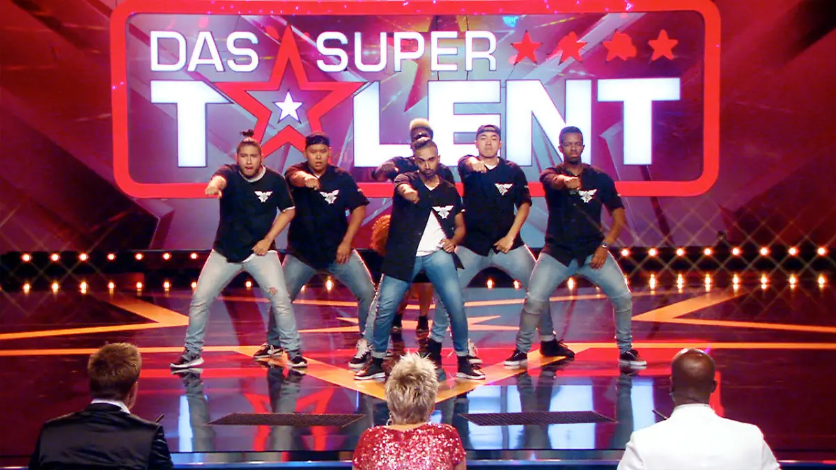 The Majorzz tanzen einfach "perfekt" Das Supertalent 2015: Castingshow 13