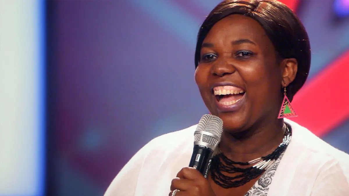 Singen wird nichts, aber Thulis "Lache ist 'ne 1" Das Supertalent 2015: Castingshow 13