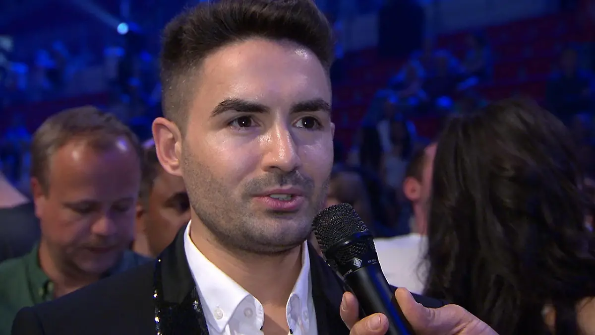 Menderes Bagci bleibt DSDS treu DSDS 2016: Die große Final-Party