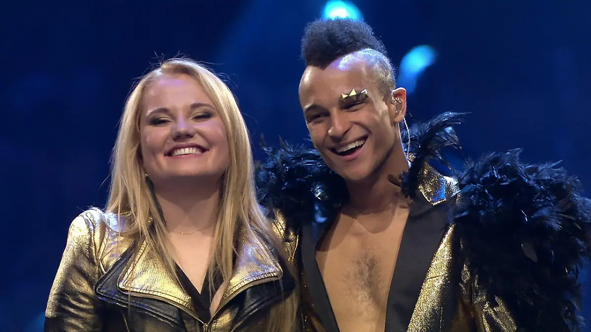 Laura & Prince können mit "Glücksmoment" begeistern DSDS 2016: Das Finale