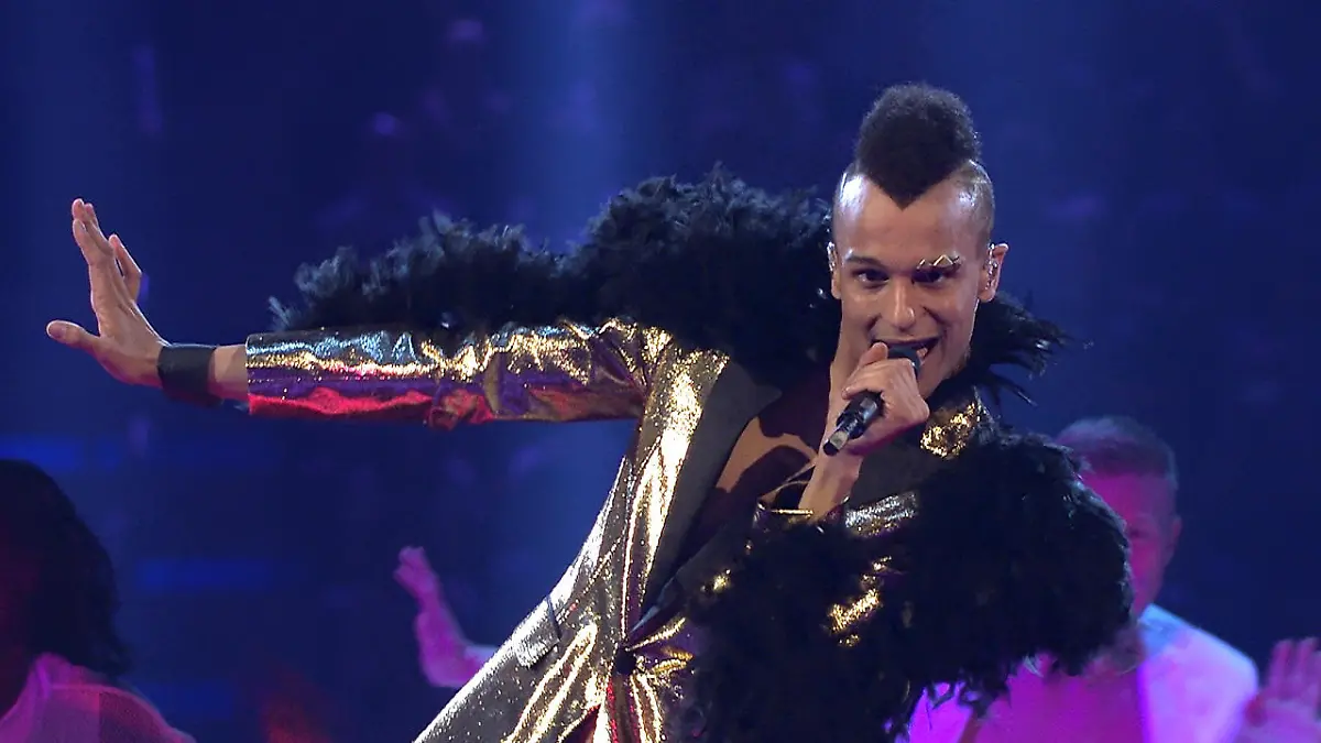 Prince Damien performt den Finalsong "Glücksmoment" DSDS 2016: Das Finale