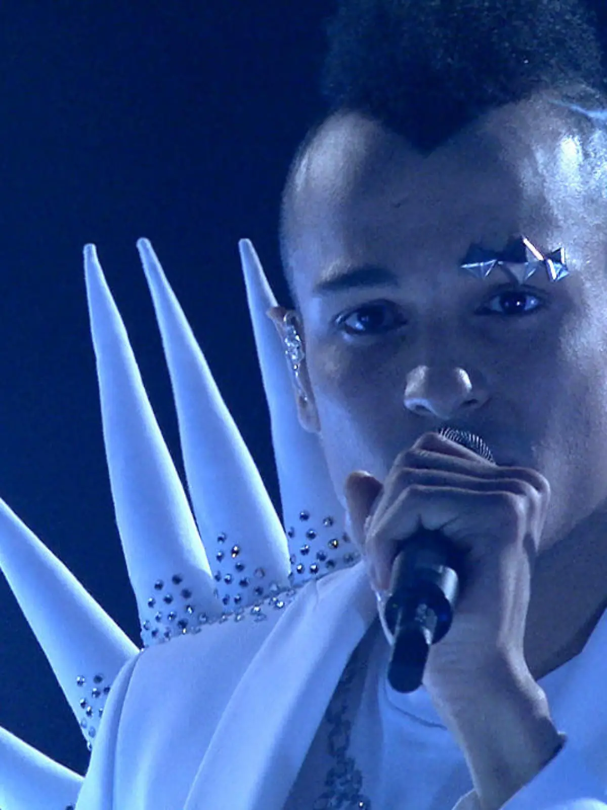 Bild zu: "Prince Damien glänzt mit "Let It Go""