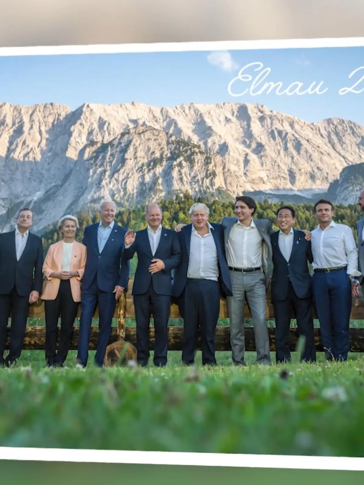 Die westliche Welt steht zusammen im Kampf gegen die großen Krisen - von Krieg bis Inflation: Mit diesem Signal ist am Abend der erste Tag des G7-Gipfels in Elmau in Bayern zu Ende gegangen.