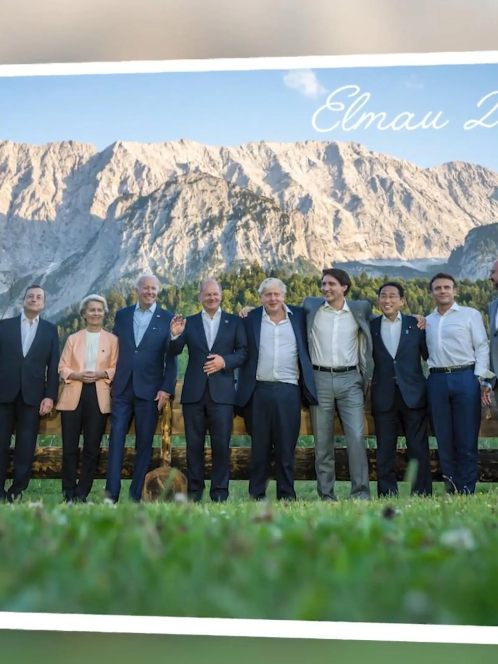 Die westliche Welt steht zusammen im Kampf gegen die großen Krisen - von Krieg bis Inflation: Mit diesem Signal ist am Abend der erste Tag des G7-Gipfels in Elmau in Bayern zu Ende gegangen.