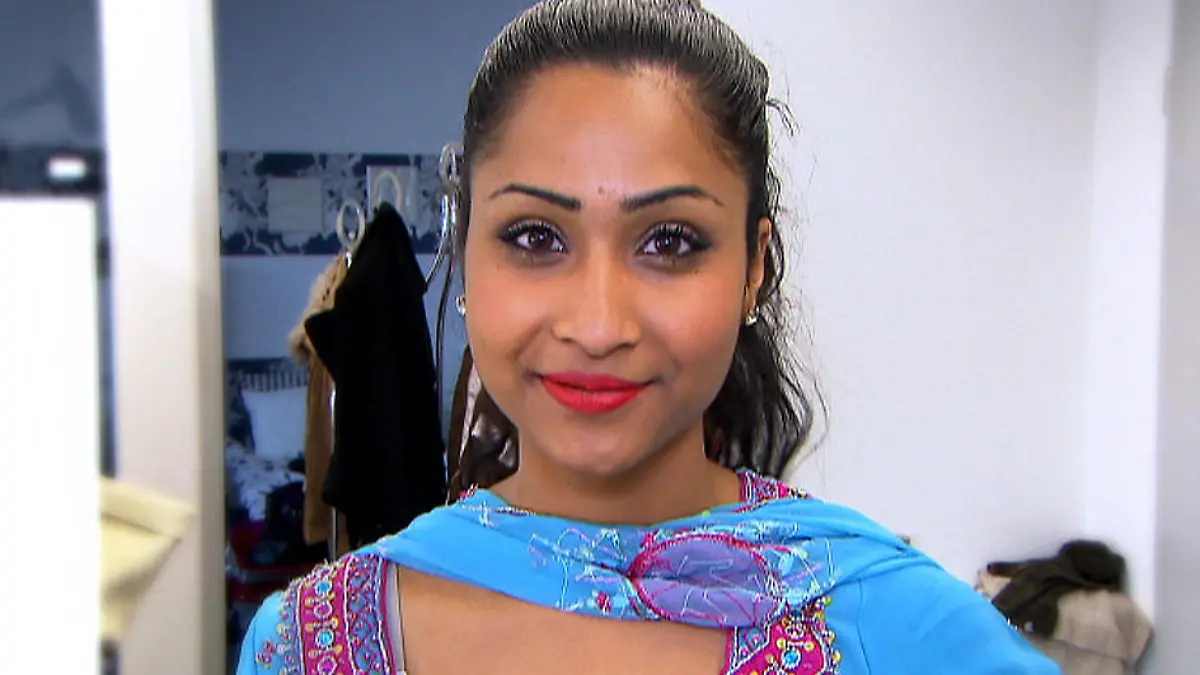 Sophia Akkara möchte indisches Flair auf die Bühne bringen DSDS 2014: Erste Live-Challenge-Show