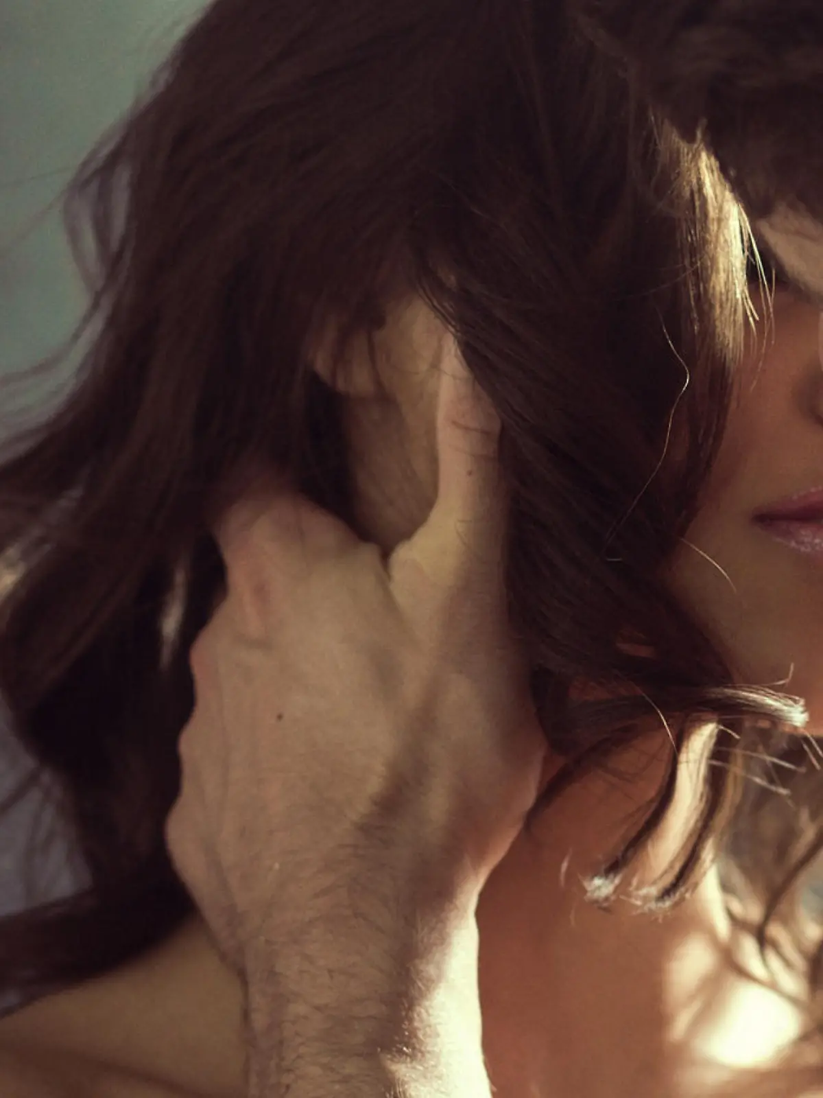 Bild zu: "6 Tipps für den perfekten Kuss"