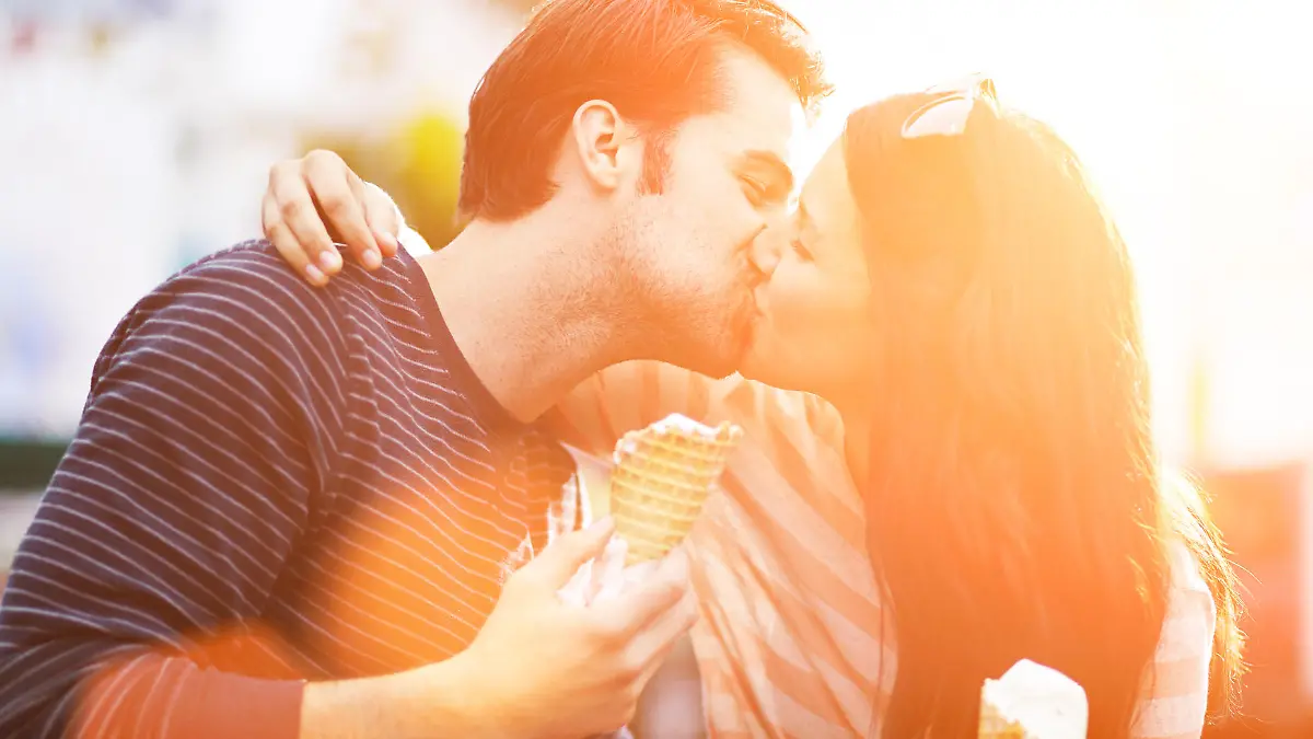 So stehen die Sterne für Widder, Stier  & Co. Liebe, Lust und Leidenschaft im Sommer