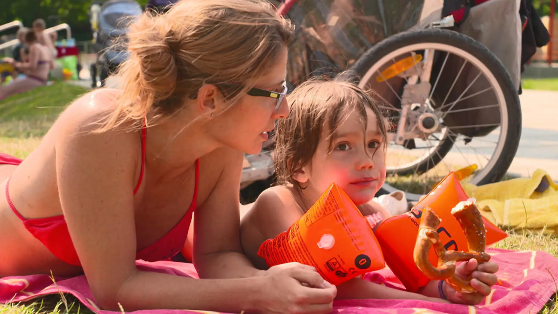 Angenehmer Tag im Freibad mit diesen Tipps Schwimmen mit Kind
