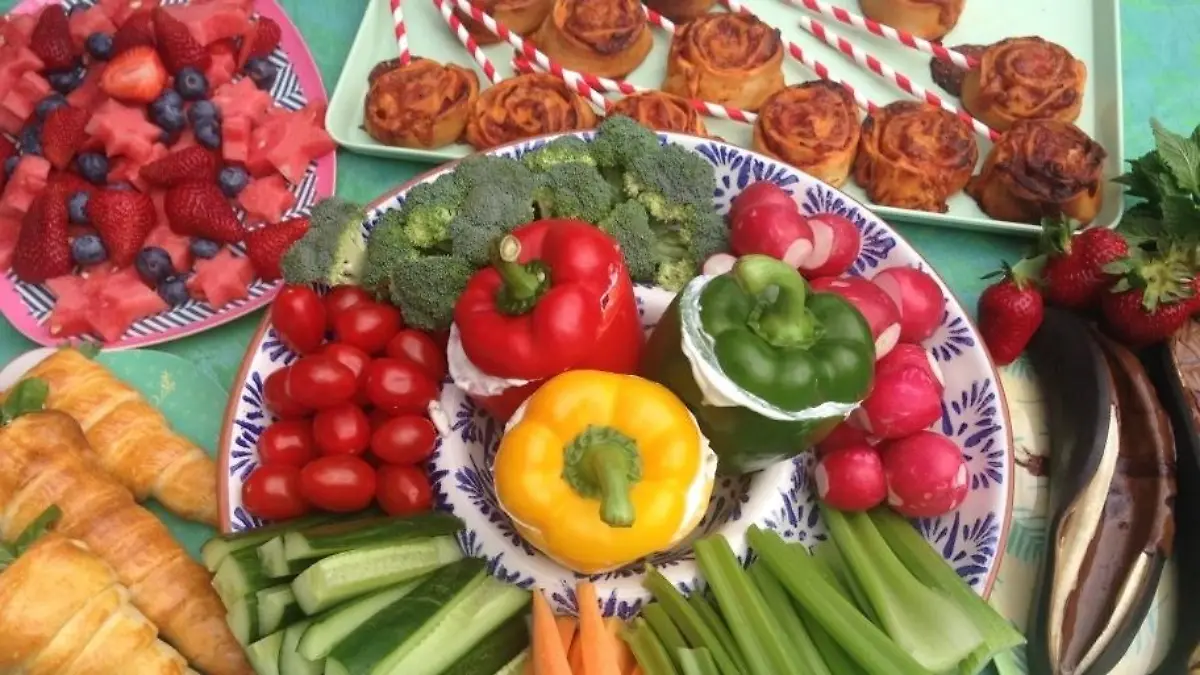 Bunt, knusprig und gesund: So lecker sind diese Sommersnacks Rezepte mit Videoanleitung