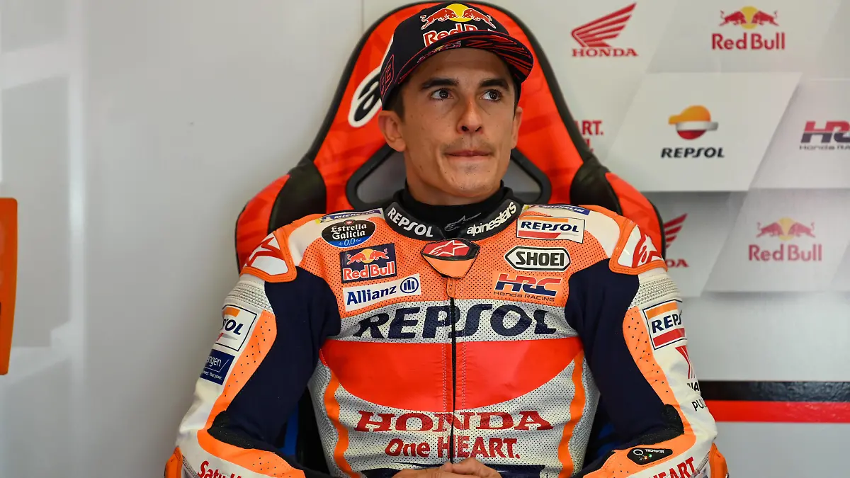 Mandatory Credit: Photo by Alessio Marini/LiveMedia/Shutterstock 12959895bq Marquez Marc Spa Repsol Honda Team Honda in the pits MotoGP World Championship, WM, Weltmeisterschaft Gran Premio dItalia Oakley MotoGP Free Practice, Mugello International Circuit, Mugello, Italy - 27 May 2022 MotoGP World Championship Gran Premio dItalia Oakley MotoGP Free Practice, Mugello International Circuit, Mugello, Italy - 27 May 2022 PUBLICATIONxINxGERxSUIxAUTXHUNxGRExMLTxCYPxROMxBULxUAExKSAxONLY Copyright: xAlessioxMarini/LiveMedia/Shutterstockx 12959895bq 