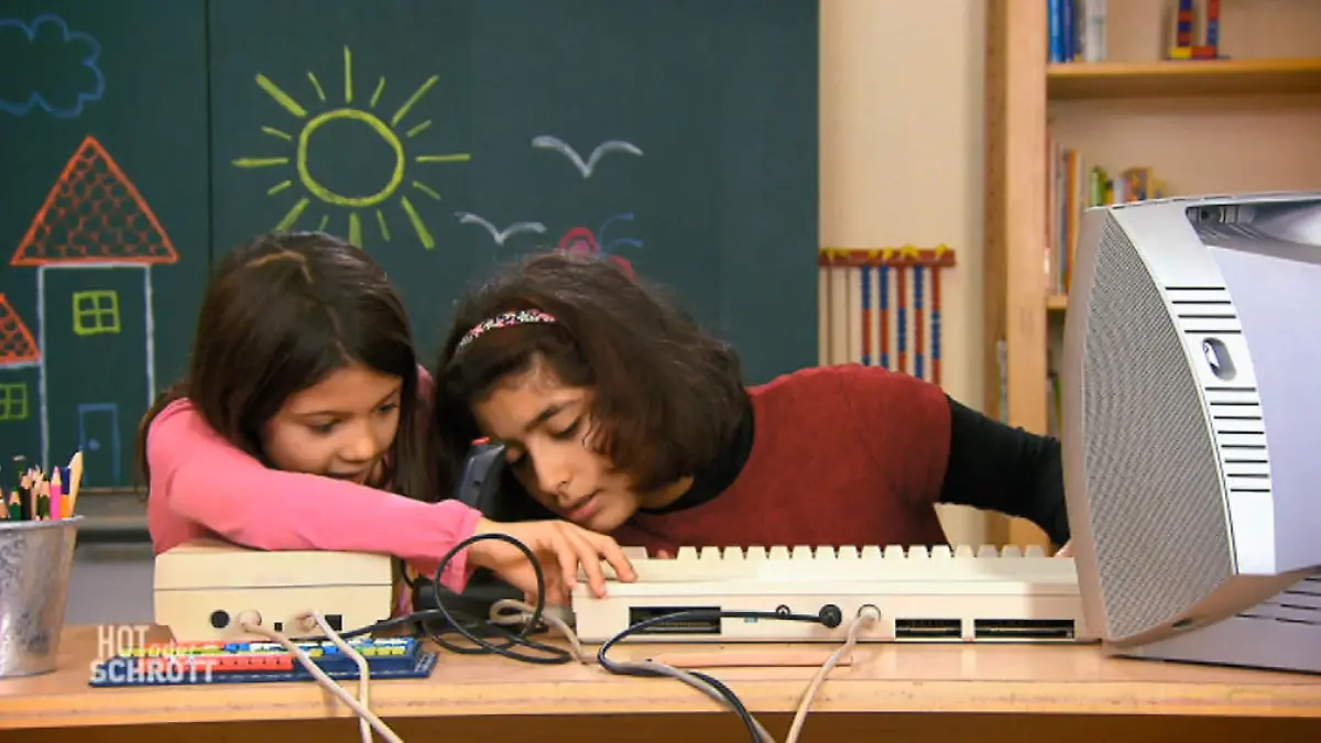 Kinder testen Heimcomputer C46 Wo geht es hier ins Internet?
