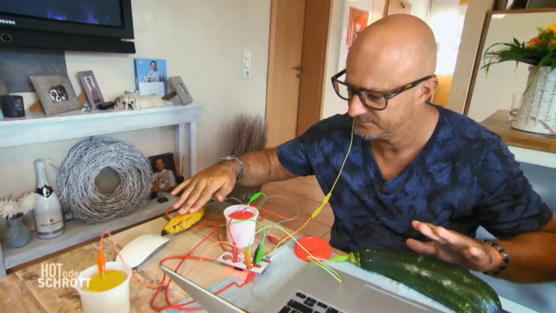 Detlef Düsentrieb bastelt Bananen-Klavier Verrücktes Erfinder-Kit im Test