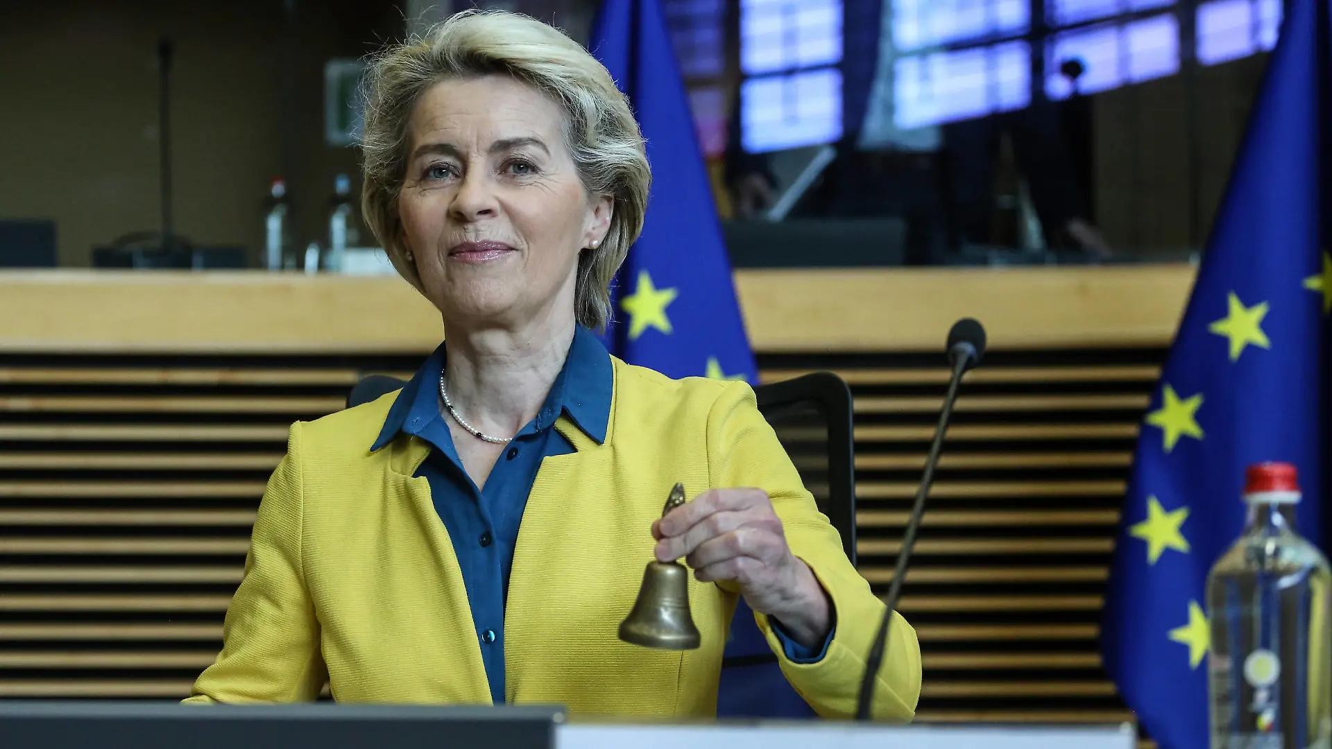 June 17, 2022, Brussels, Brussels Capital Region, Belgium: European Commission President Ursula von der Leyen during the weekly College meeting of Commissioners at the European Commission headquarters in Brussels, Belgium, on June 17, 2022. On June 17, the European Commission will deliver its verdict on granting EU candidate status to Ukraine, Georgia and Moldova. Brussels Belgium - ZUMAm177 20220617_zip_m177_007 Copyright: xValeriaxMongellix