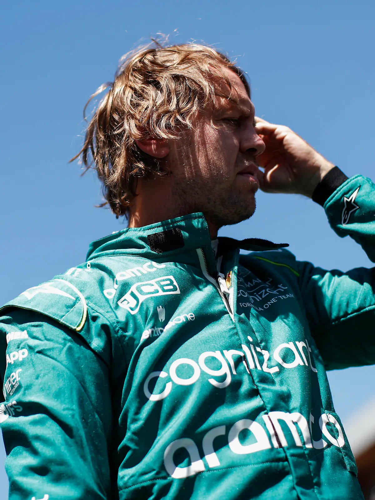  Formula 1 2022: Canadian GP CIRCUIT GILLES-VILLENEUVE, CANADA - JUNE 19: Sebastian Vettel, Aston Martin, on the grid during the Canadian GP at Circuit Gilles-Villeneuve on Sunday June 19, 2022 in Montreal, Canada. Photo by Zak Mauger / LAT Images Images PUBLICATIONxINxGERxSUIxAUTxHUNxONLY GP2209_173320_54I3153
