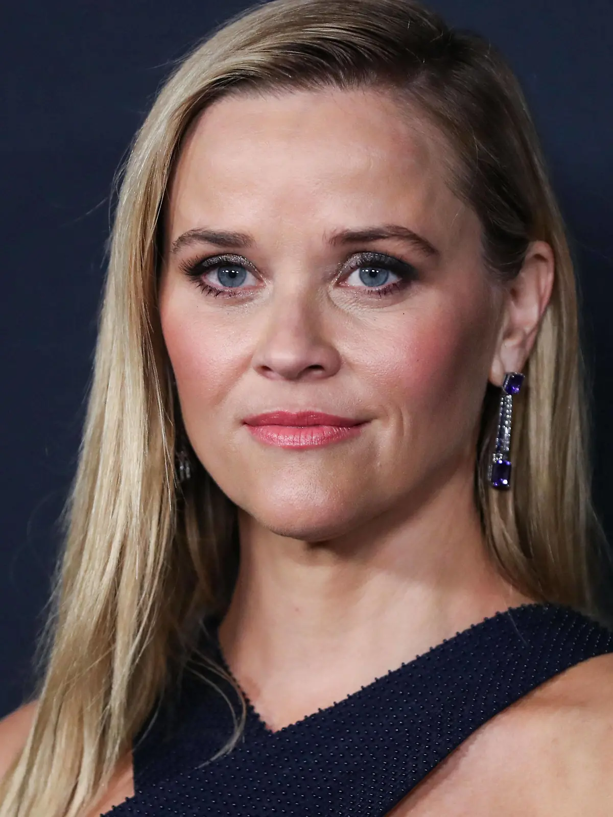 6th Annual InStyle Awards 2021 Actress Reese Witherspoon wearing a Michael Kors dress and Tiffany & Co. jewelry arrives at the 6th Annual InStyle Awards 2021 held at the Getty Center on November 15, 2021 in Los Angeles, California, United States. Los Angeles California United States PUBLICATIONxNOTxINxFRA Copyright: xImagexPressxAgencyx collin-6thannua211116_npVbx 