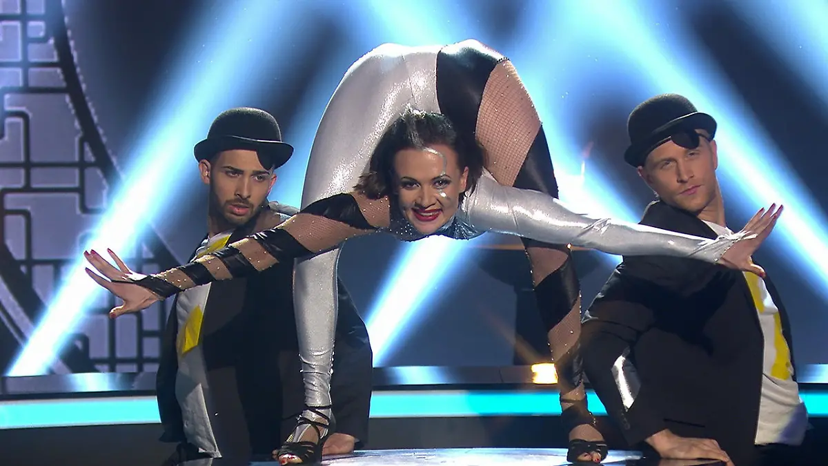 Alina Ruppel verzückt Bruce mit ihrem Auftritt Das Supertalent 2016: Finale