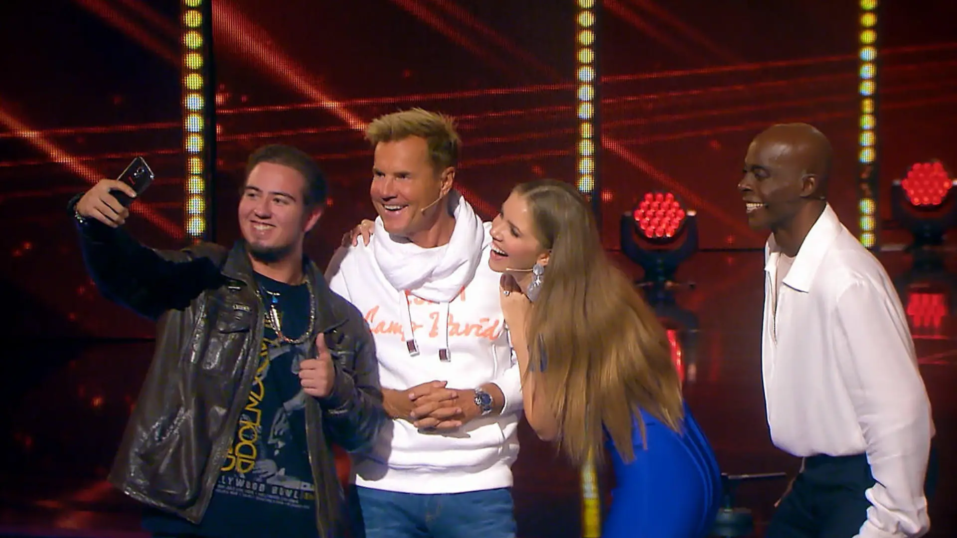 So macht man Selfies bei "Das Supertalent" Das Supertalent 2016: Finale
