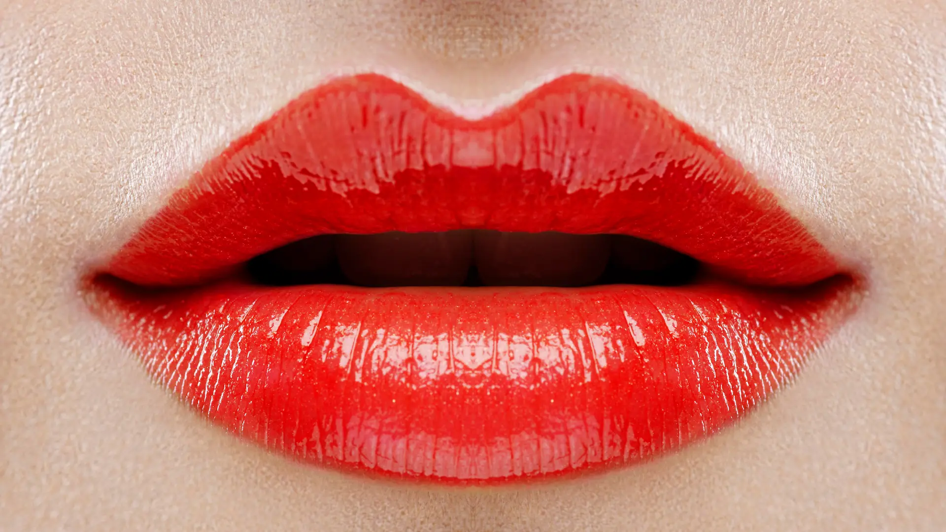Rote Lippen sorgen für Überzeugungskraft Lippenstift lenkt Aufmerksamkeit direkt auf den Mund