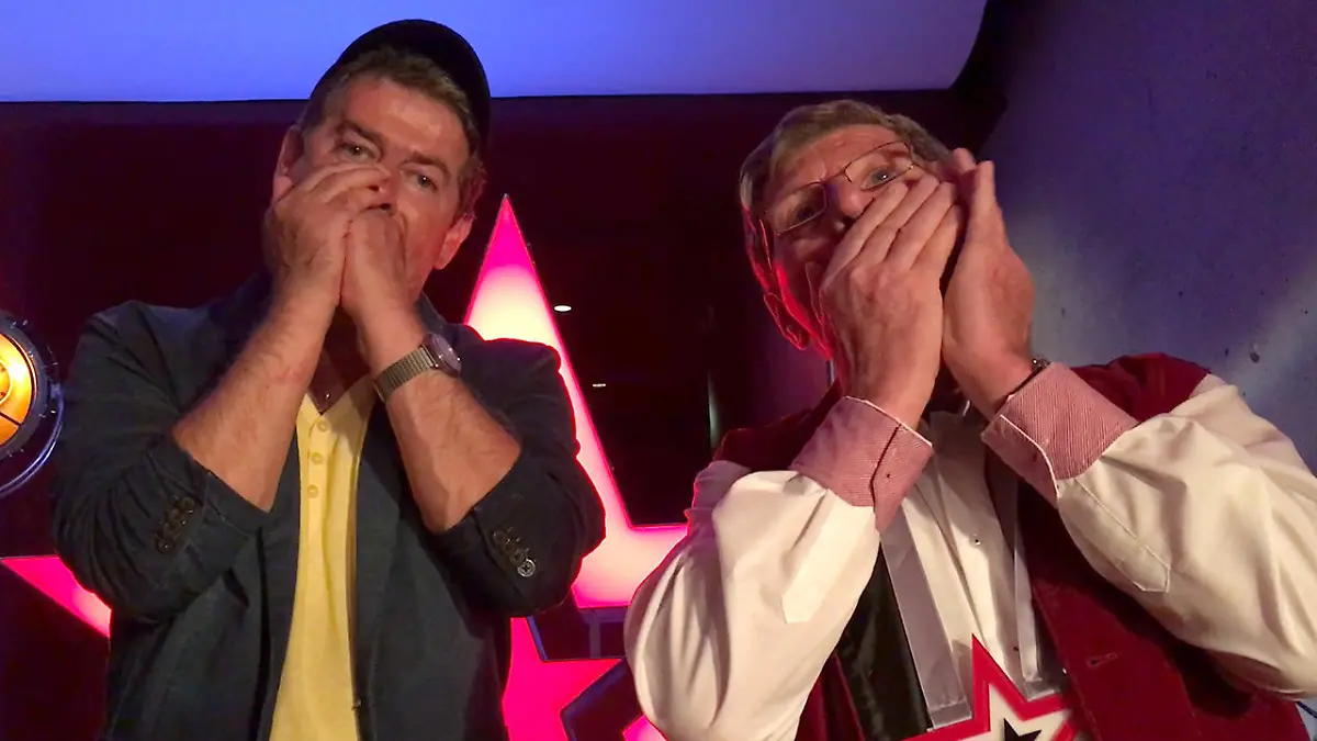 Zugabe von Michael Hirte und Herwig Felix Mundharmonika-Duett nach dem Auftritt