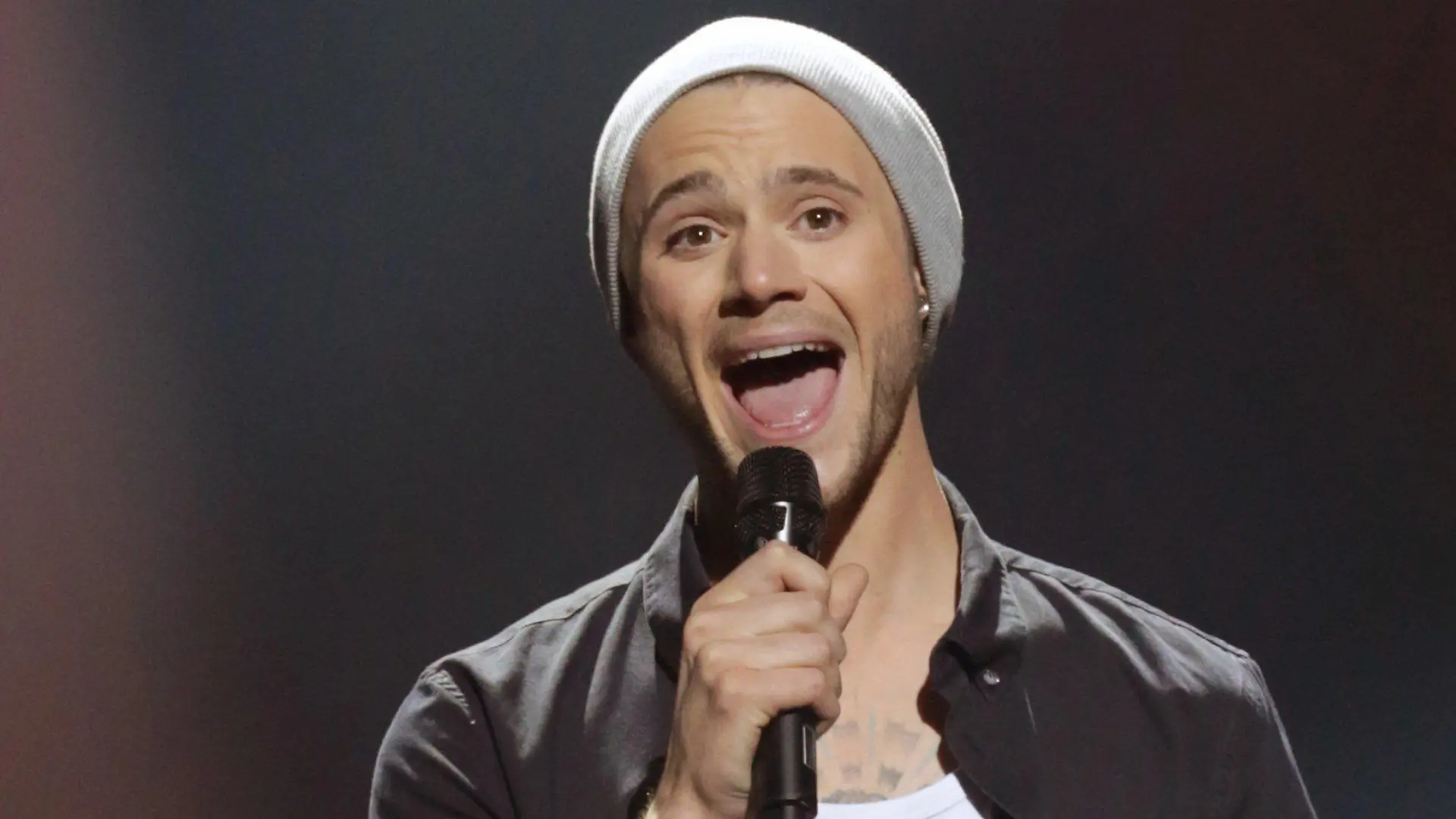 Roman Lob representing Germany performs during the Grand Final of the Eurovision Song Contest 2012 in Baku, Azerbaijan, 26 May 2012. There are 26 finalists from as many countries competing in the the 57th Eurovision Song Contest. Photo: Joerg Carstensen  +++(c) dpa - Bildfunk+++