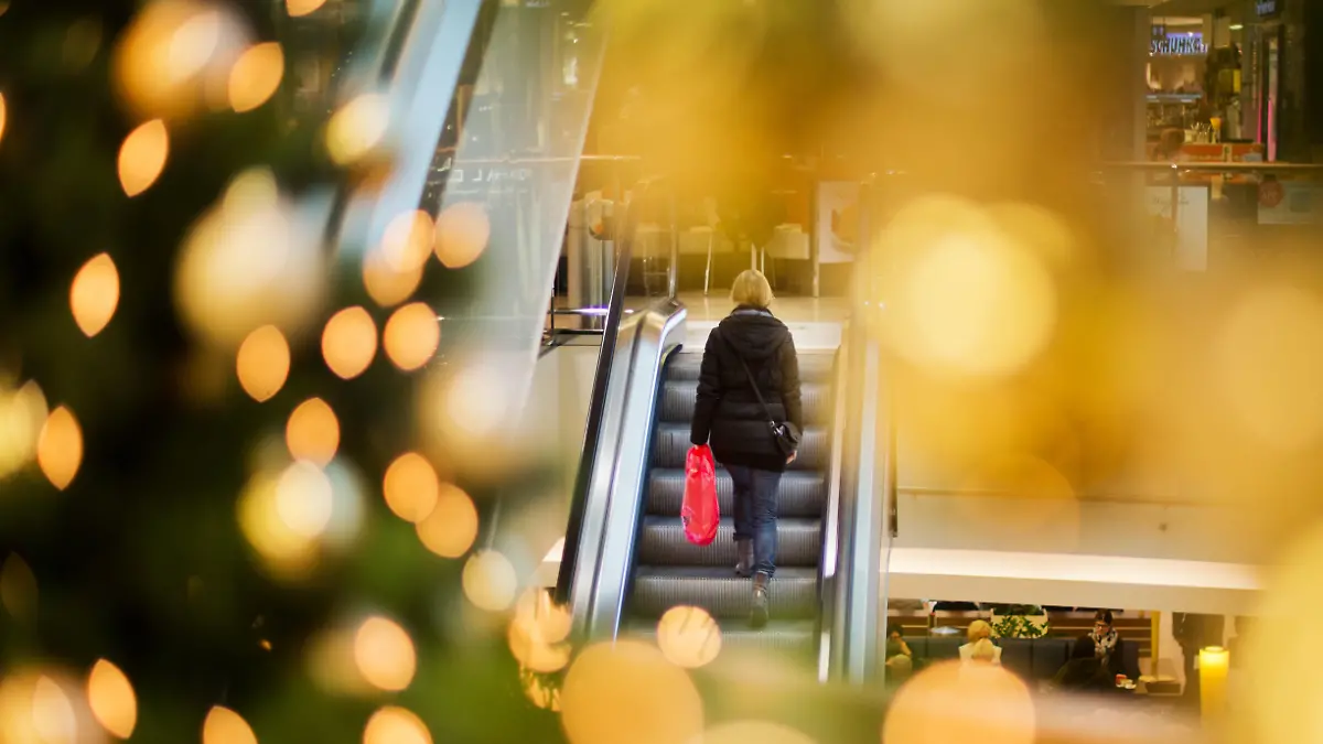 Geschenke-Endspurt! Einzelhandel freut sich über Weihnachtsgeschäft