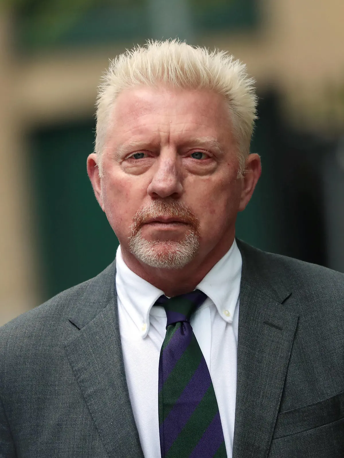  German Boris Becker arrives at Southwark Crown Court escorted by his partner Lilian de Carvalho Monteiro in London on Friday, April 29, 2022.Six time Grand Slam tennis champion is being sentenced today after being found guilty of four charges under the Insolvency act relating to his bankruptcy in 2017. PUBLICATIONxINxGERxSUIxAUTxHUNxONLY LON2022042908 HUGOxPHILPOTT