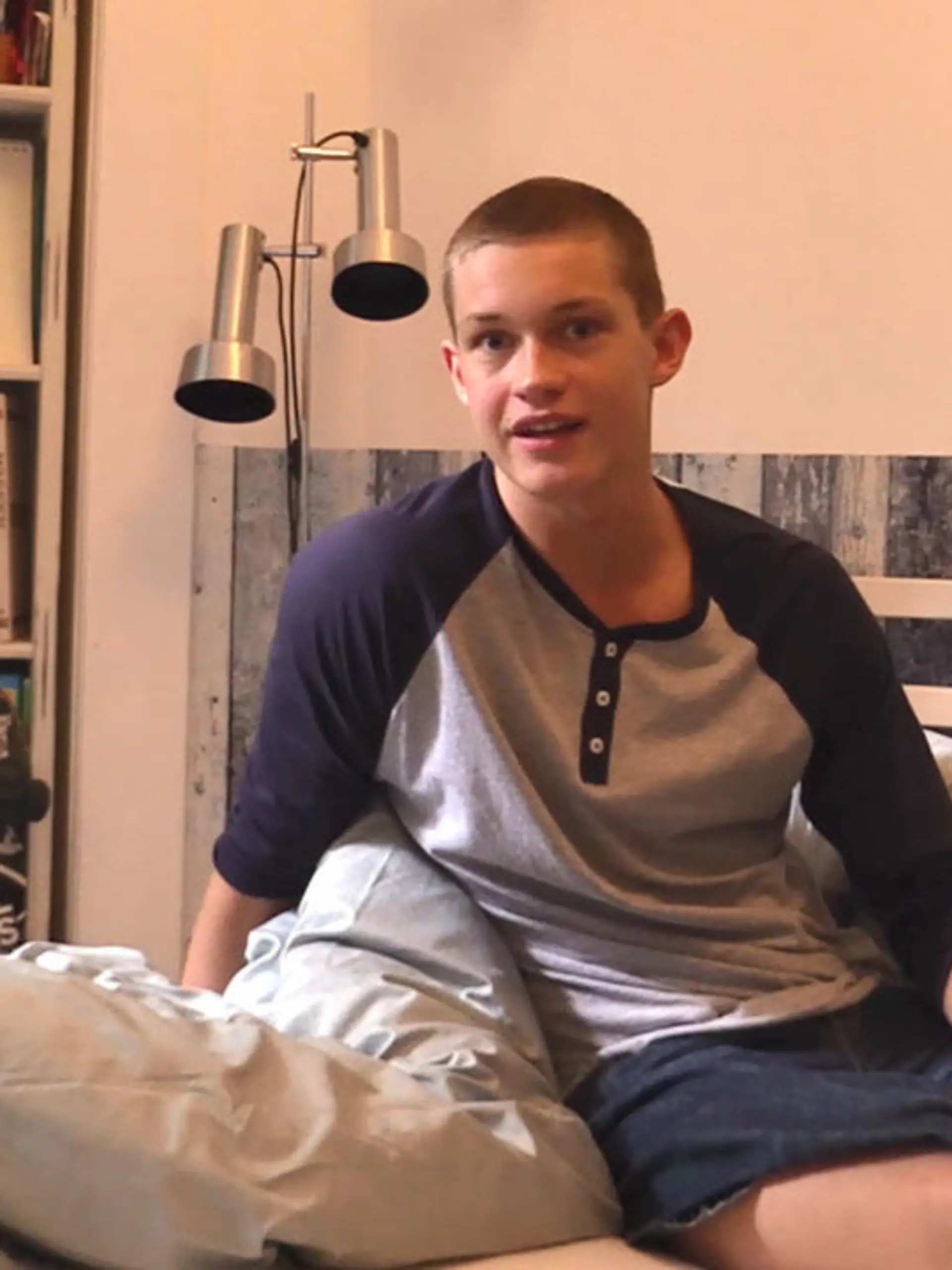 Bild zu: "Was hat sich mit Jonas' Beinprothese geändert?"