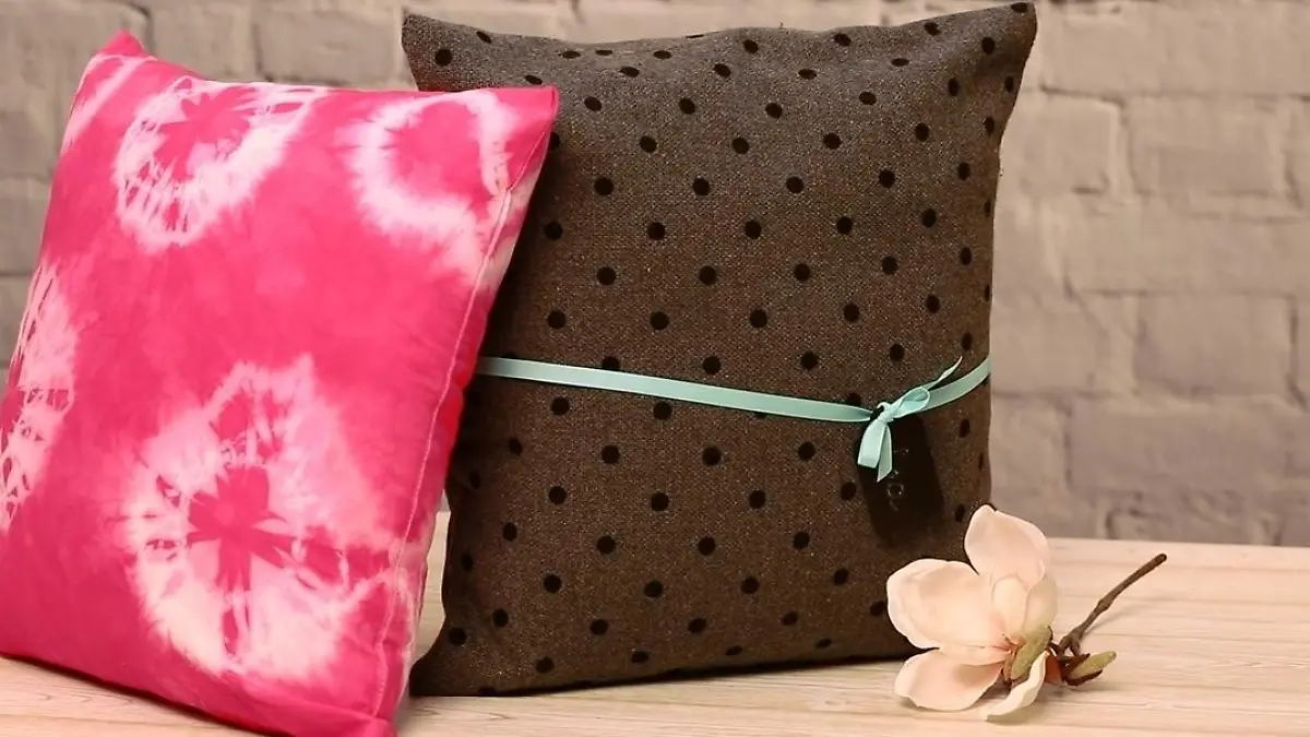 DIY: Kissenbezug nähen Hol die Nähmaschine raus!