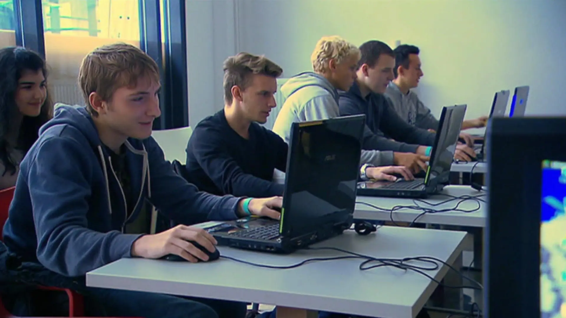 PC-Spiele machen dumm & aggressiv? Stimmt nicht! Australische Forscher widerlegen Vorurteile