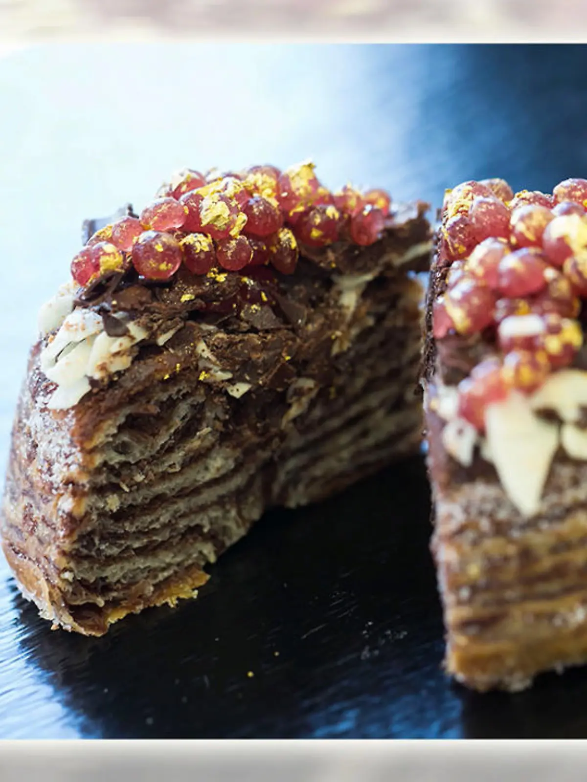 Bild zu: "Dieser Luxus-Cronut kostet 1500 Dollar!"