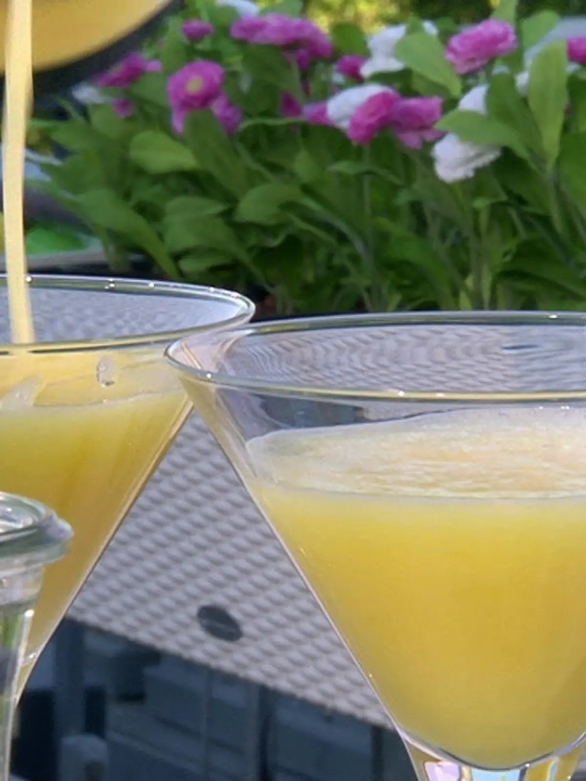 Bild zu: "Schnelle Cocktails aus Eis am Stiel"