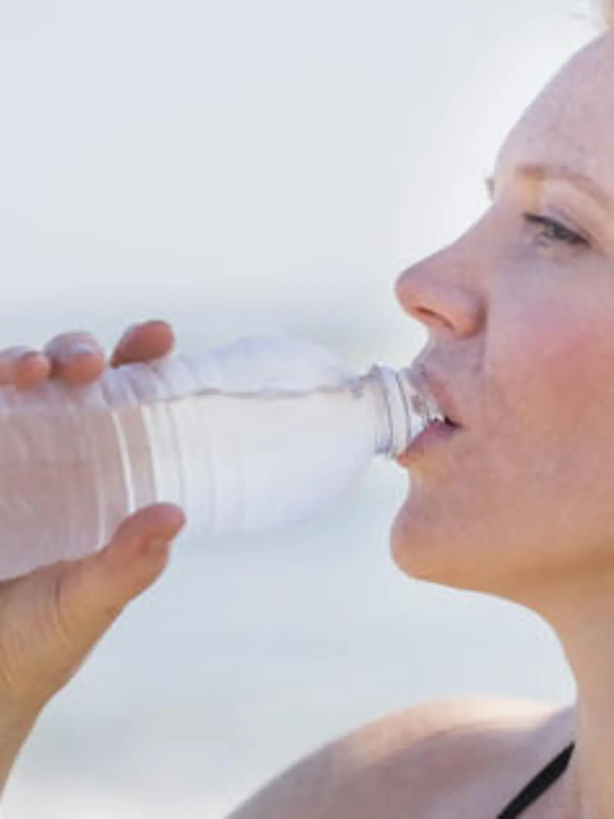 Bild zu: "So viel sollten Sie pro Tag trinken!"