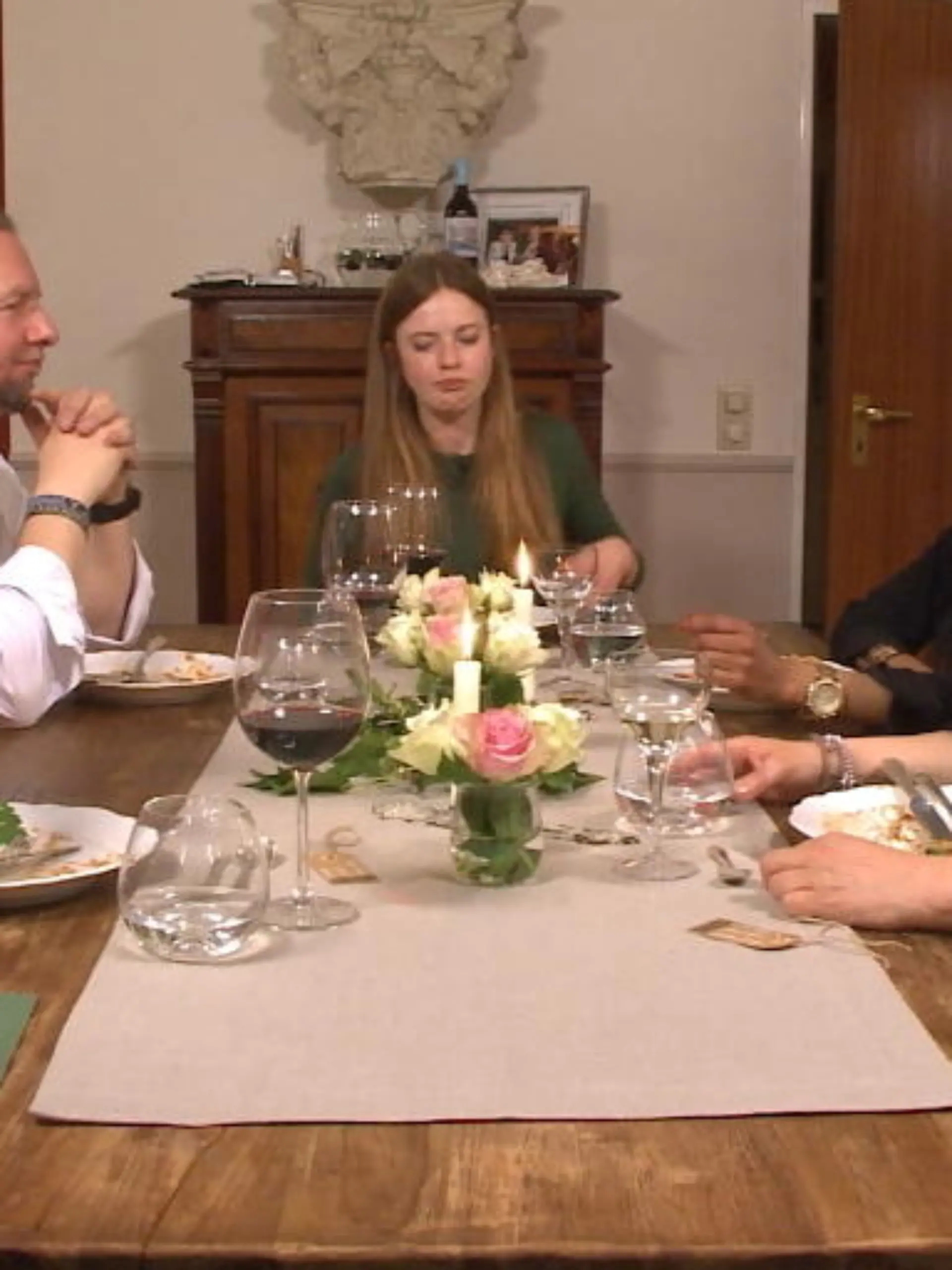 Bild zu: "Tag zwei bei "Das perfekte Dinner - Das Wunschmenü"."