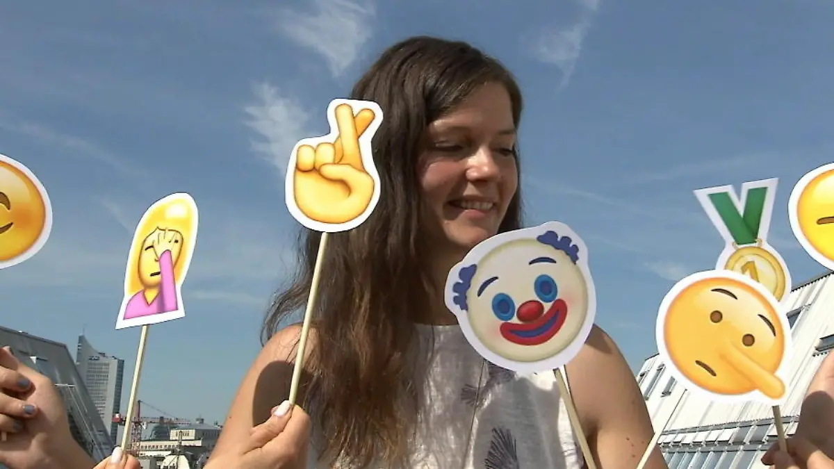 72 neue Smileys für Whatsapp, iMessage & Co. Clown, Pinocchio-Nase und Olympia-Medaille