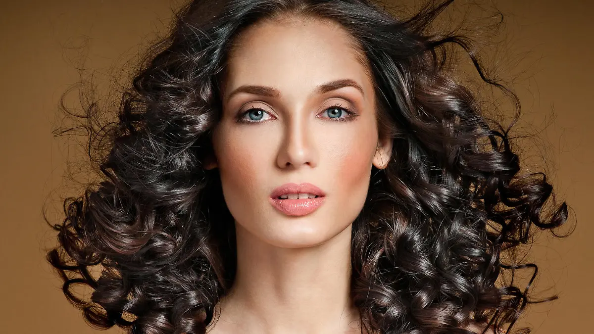 Glamour-Look: Locken zum verlieben Große Locken stylen