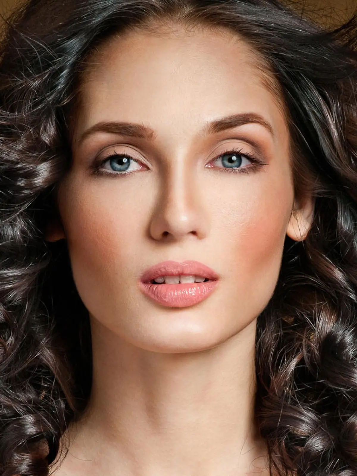 Bild zu: "Glamour-Look: Locken zum verlieben"