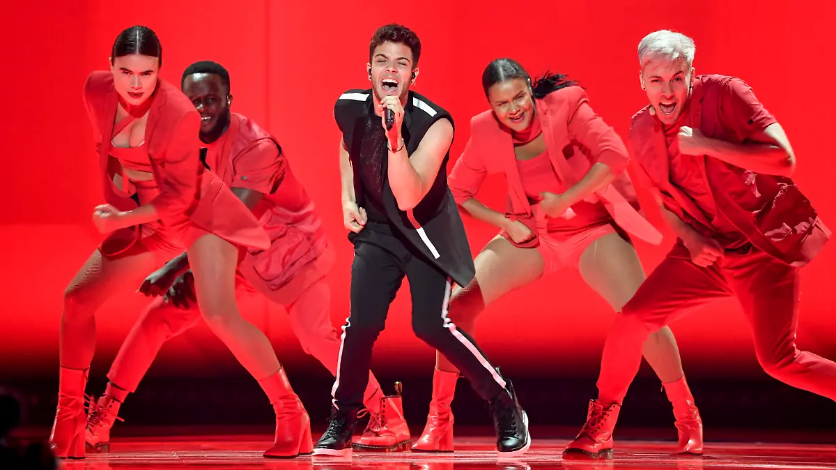 TEL AVIV 2019015 Luca Hänni från Schweiz tävlar med låten "She Got Me" i semifinal 2 i Eurovision 2019. Här under genrep. Foto Henrik Montgomery / TT kod 10060